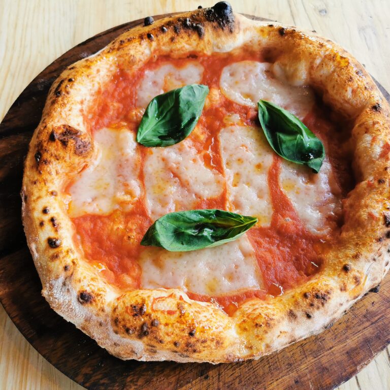 Vegan Margherita from Purezza Vegan Margherita from Purezza