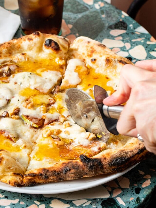 Purezza-Pizzas-3-640x853